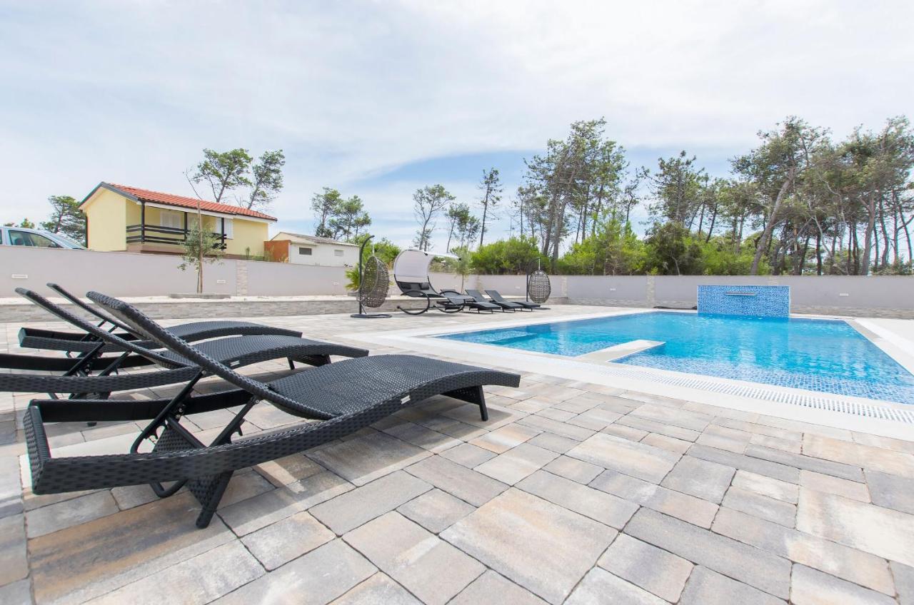 Apartments Sana 2 วีร์ ภายนอก รูปภาพ
